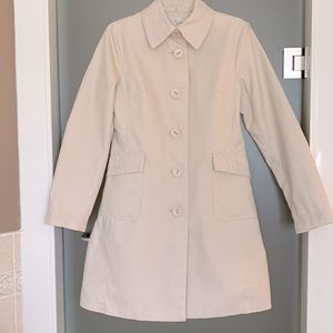 Roxy Beige Trench Coat Med., 2 pockets, Pit to pit 191/2”,Length 35”,arm 241/2”